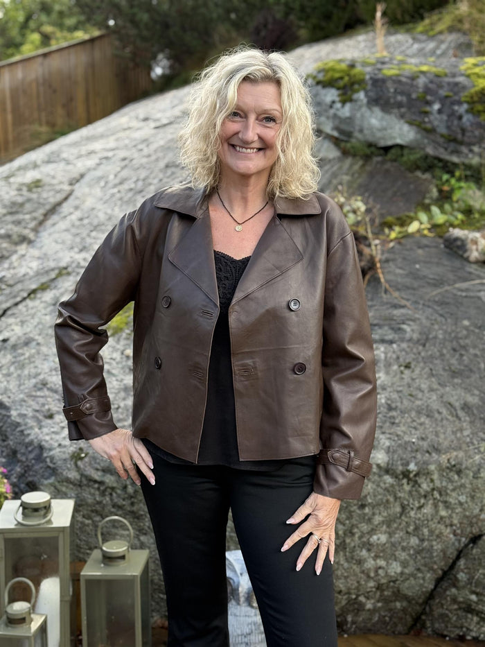 Short Leather Trenchcoat Espresso