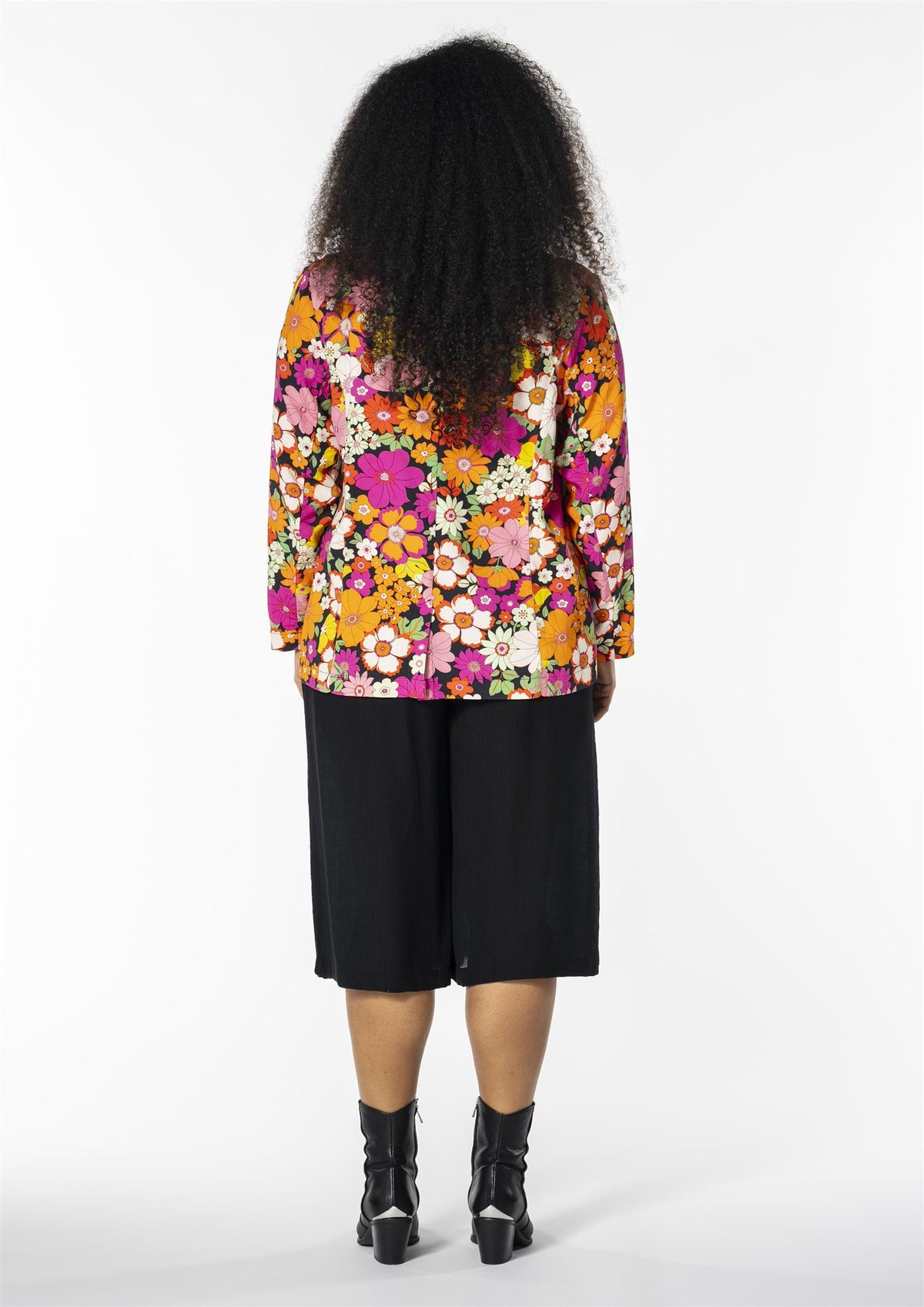 SKamila Blazer
