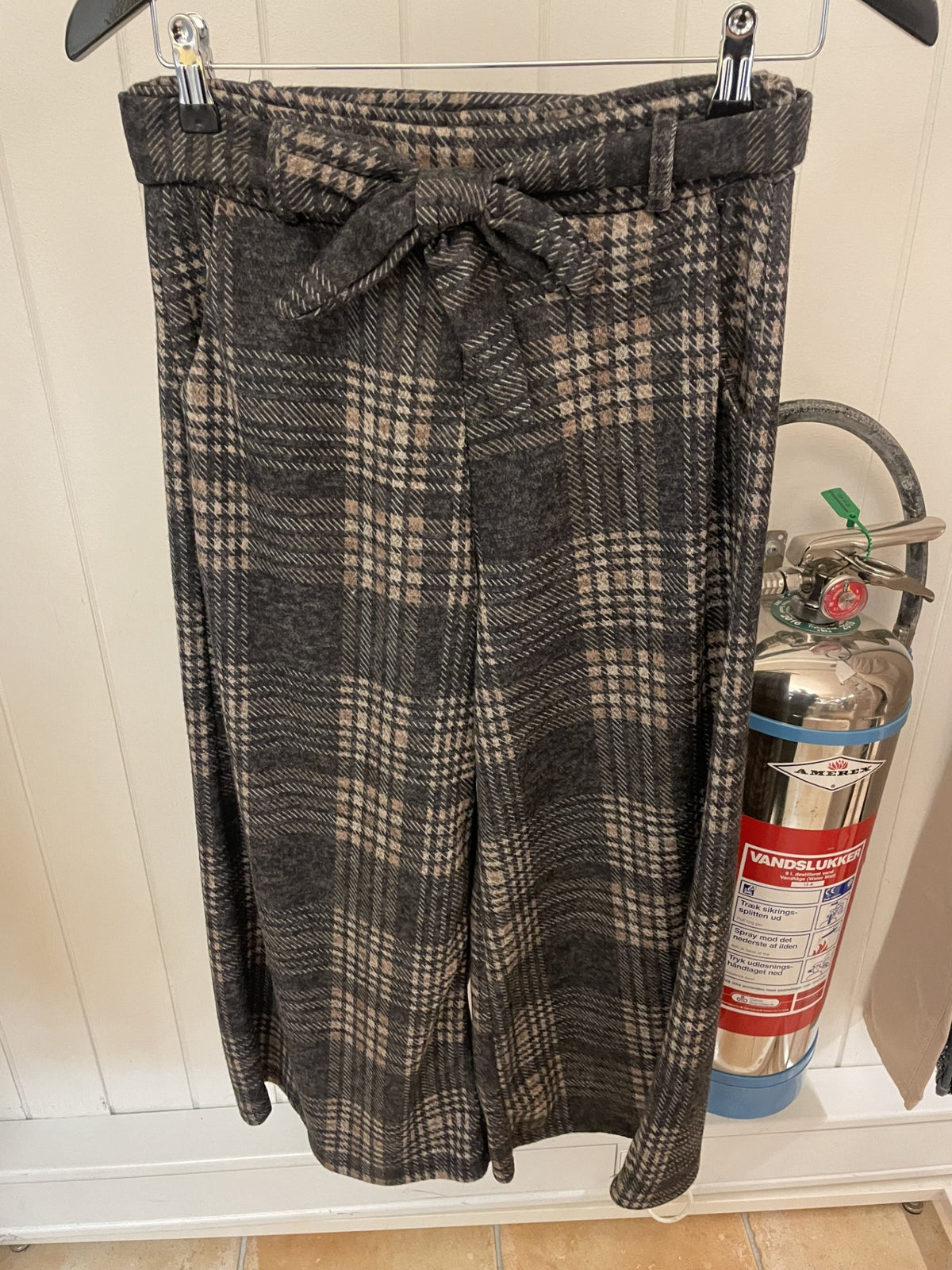 Check Wide Pant