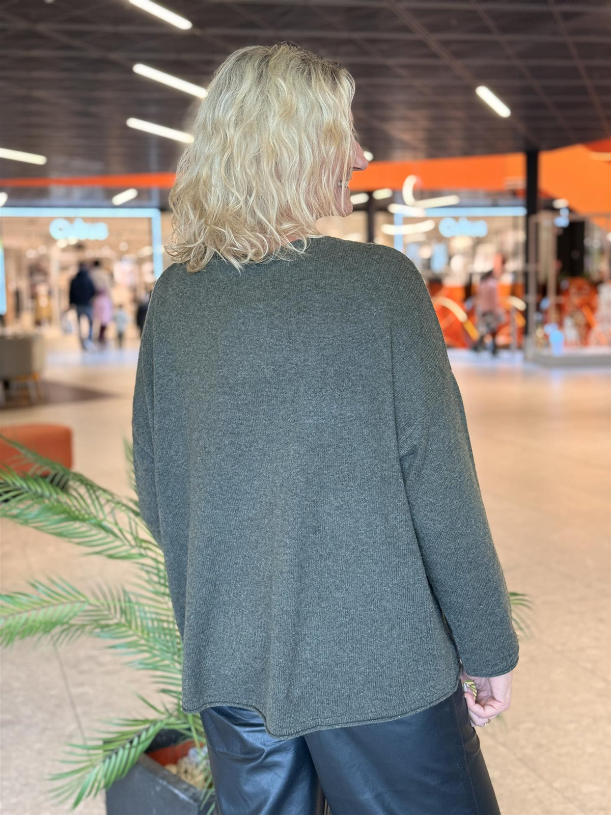 Genser 100% Cashmere, Army Green Melange