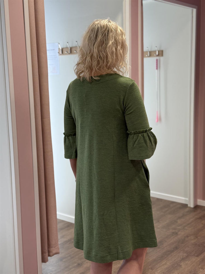 Dress w/trumpet cuff Grasshopper Melange