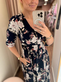 ROSE LACE DRESS 3/4 SL
