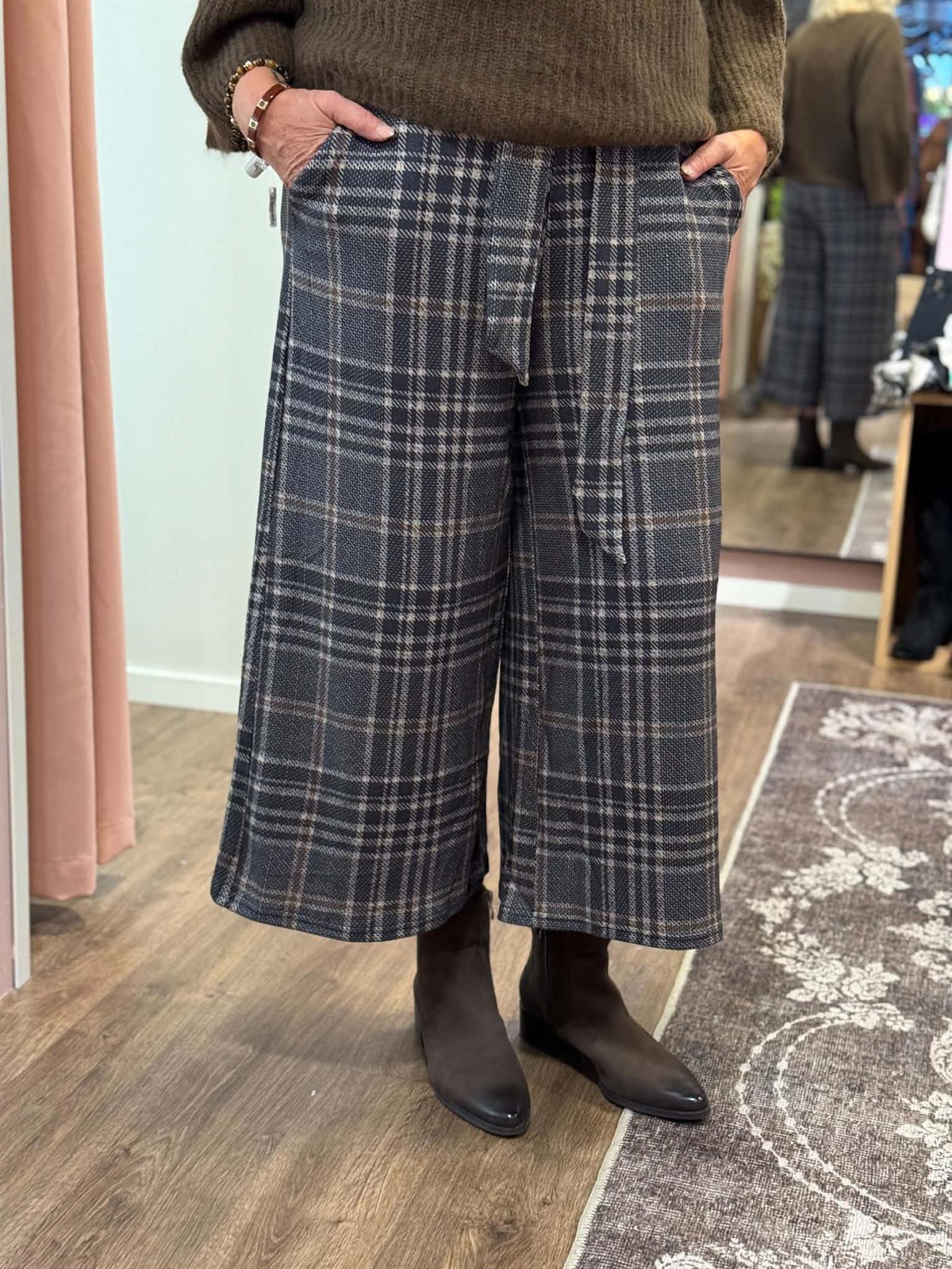 Check Wide Pant
