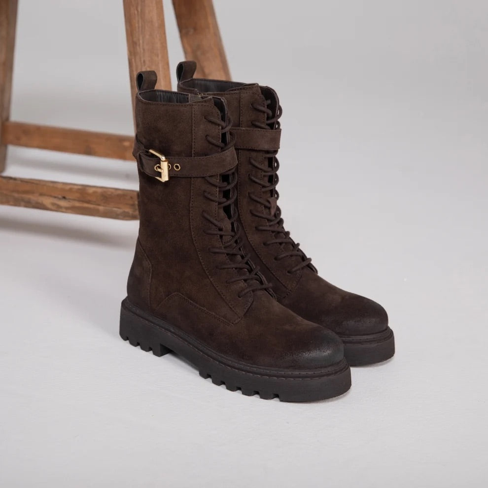 The Moon Leather Suede Brown