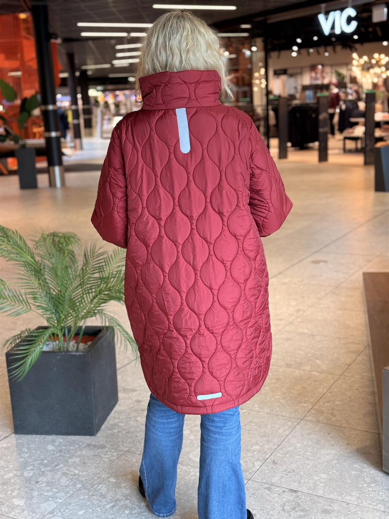 Jakke Tinley Burgunder