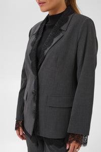 KArielle Blazer