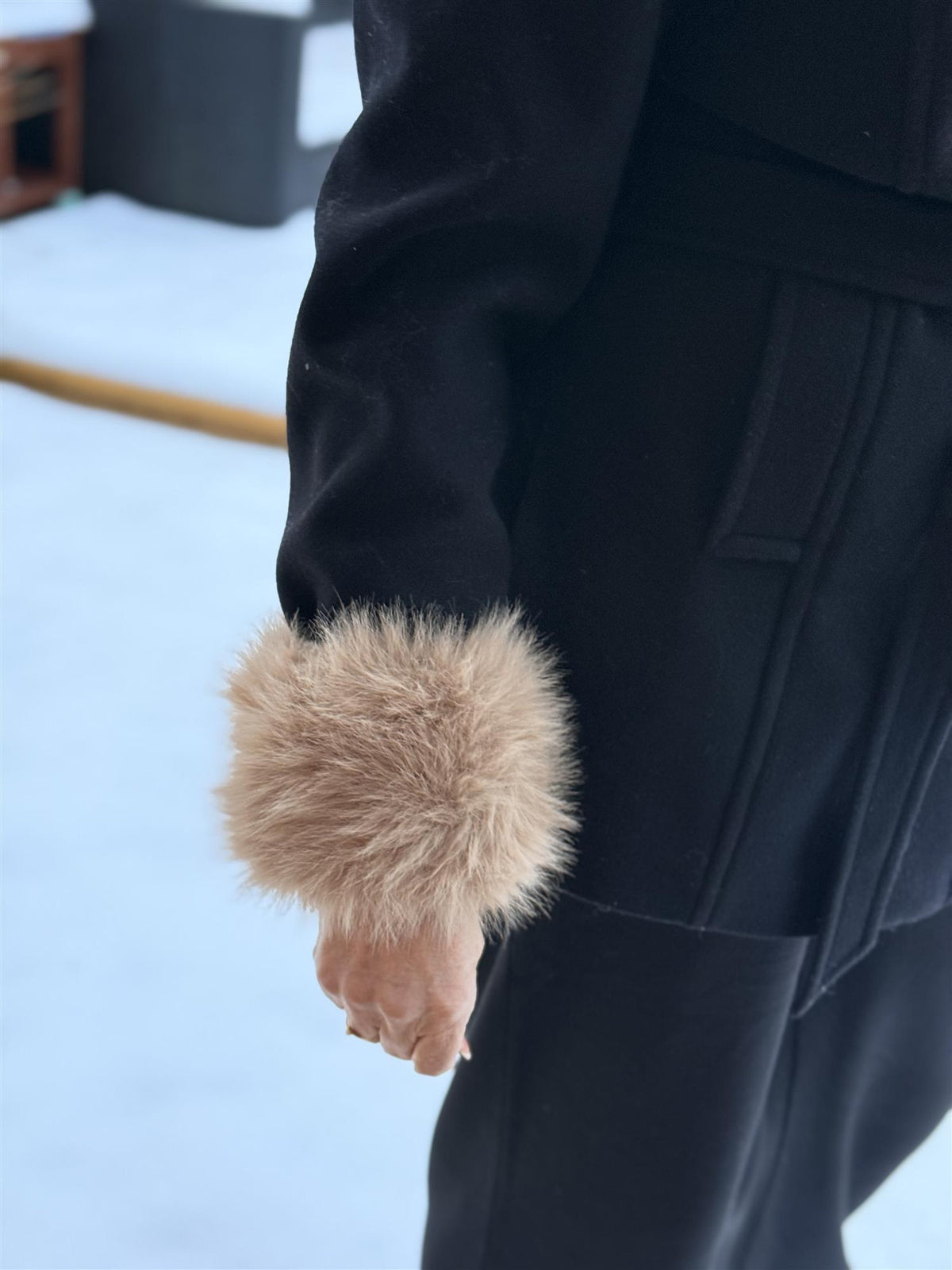 Fuskpels Mansjetter Beige