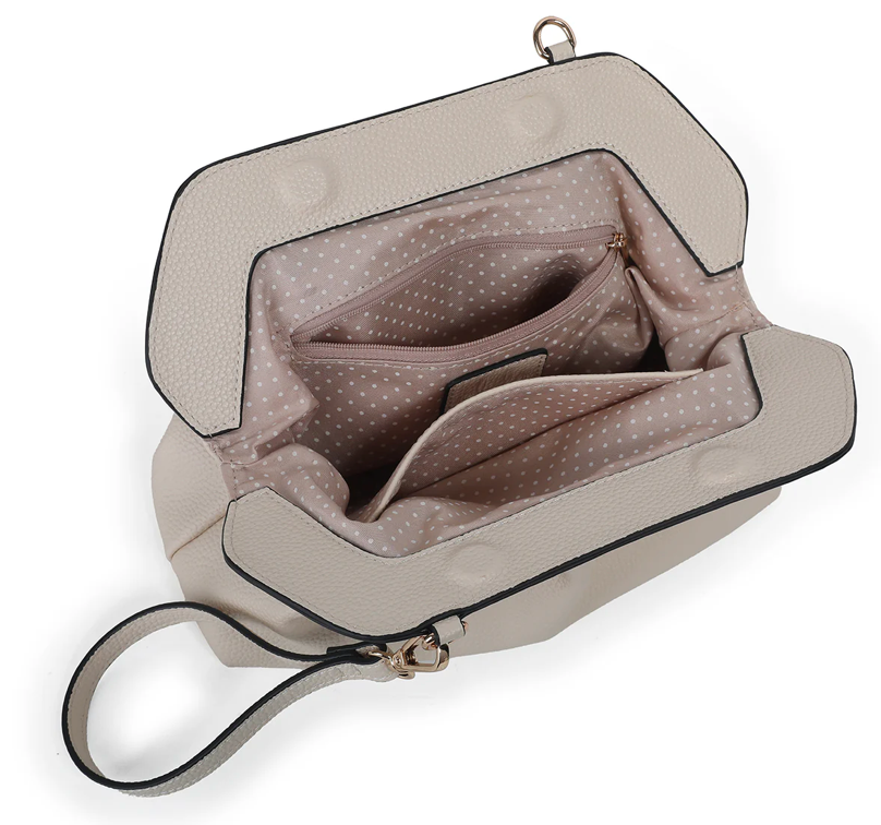 Joelle Clutch Beige