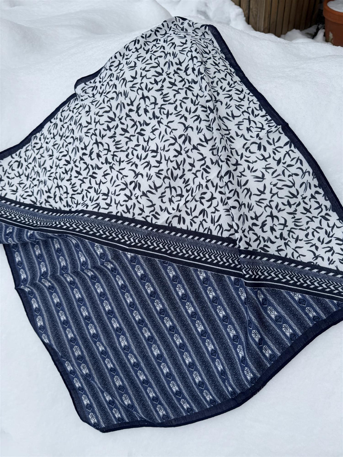 Skjerf Lite Viskose Half/Half Blue