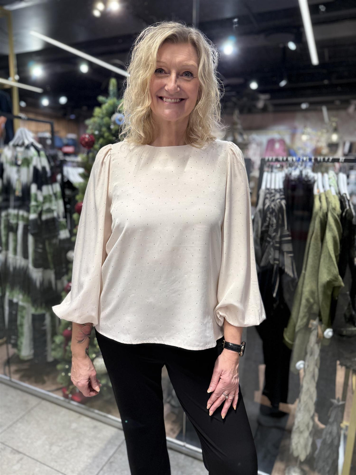 Bluse m/Strass Creme