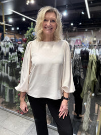 Bluse m/Strass Creme