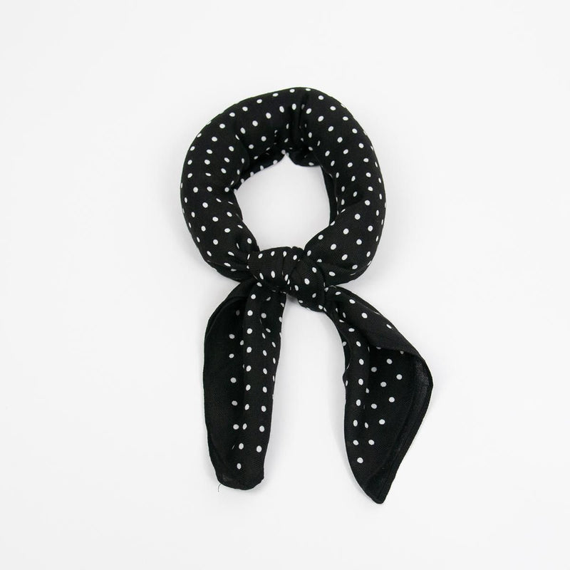 Skjerf Lite Sort Prikk