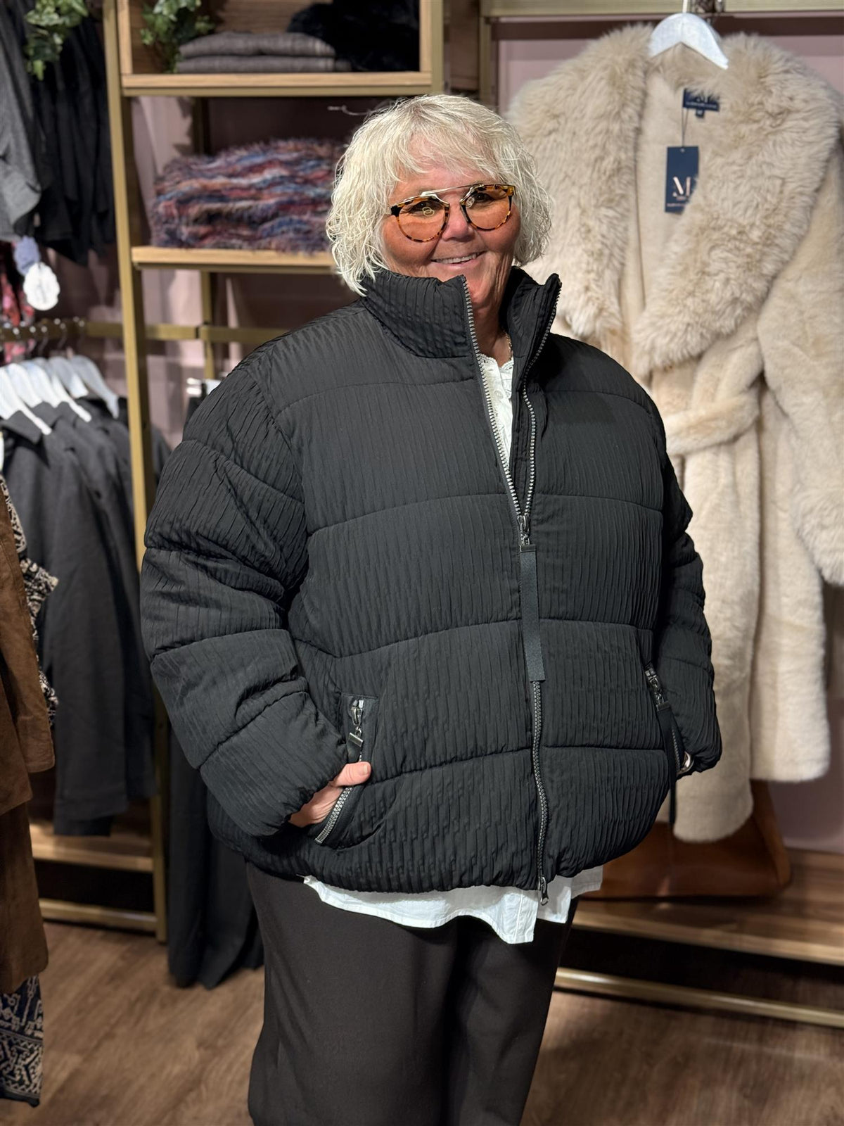 Boblejakke Sort Kort