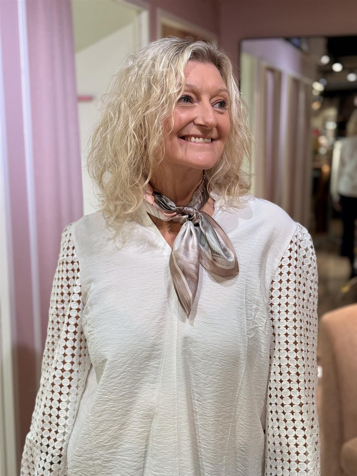 Skjer Lite Silke, Beige