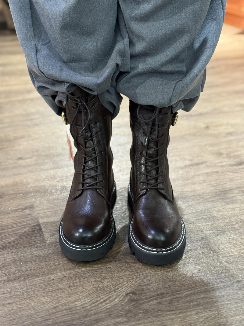 The Moon Boots Brown