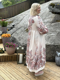 Kjole Lang Rose Paisley