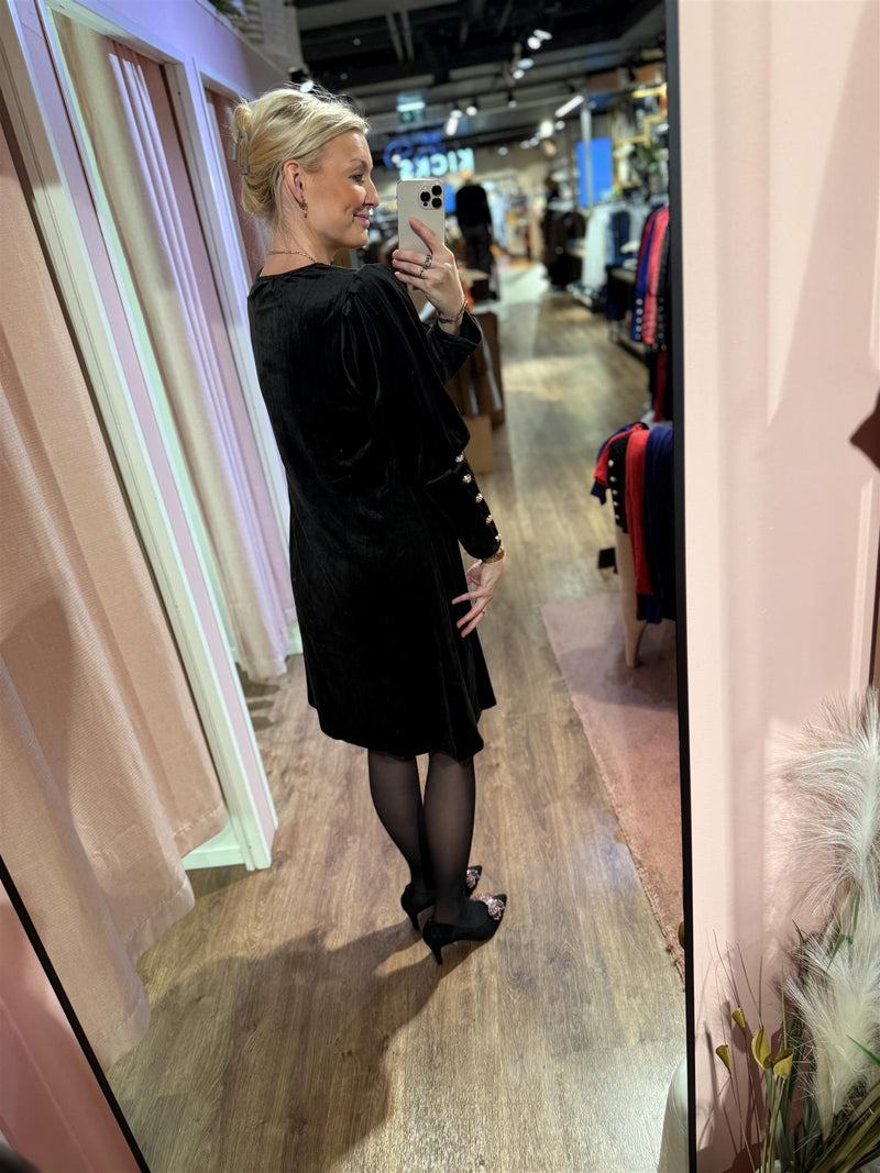 Kjole Tea Velour Sort