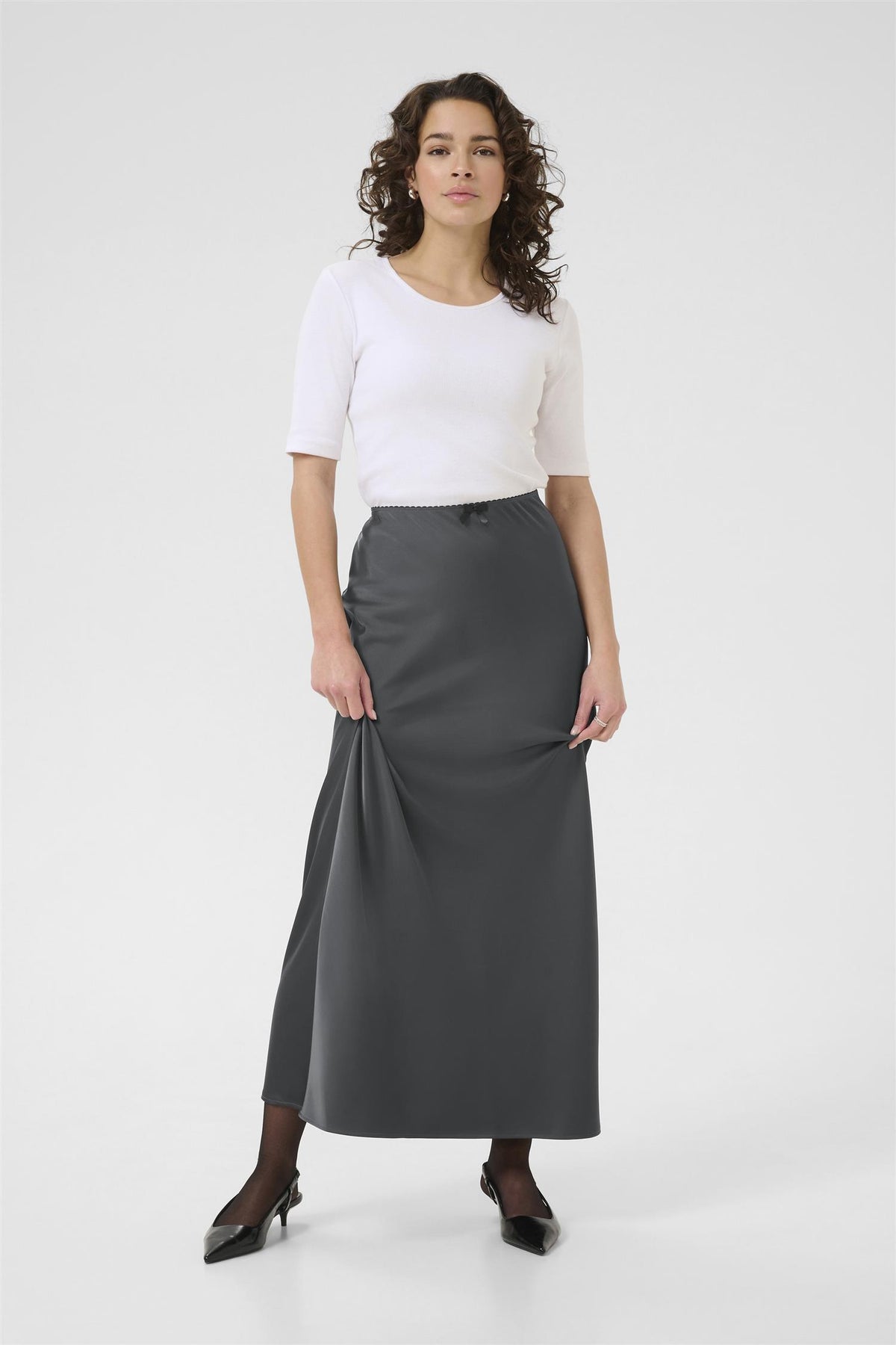 KAhill Long Skirt Black Oyster