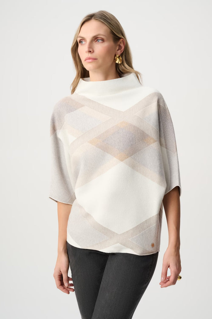 Poncho White/Beige