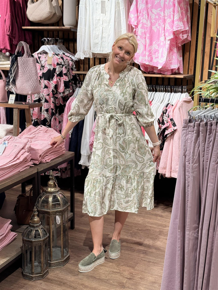 Kjole Paisley Salvie