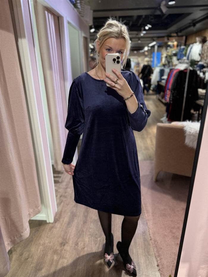 Kjole Tea Velour Navy