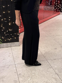 Penbukse Sort Chiffon, Godske