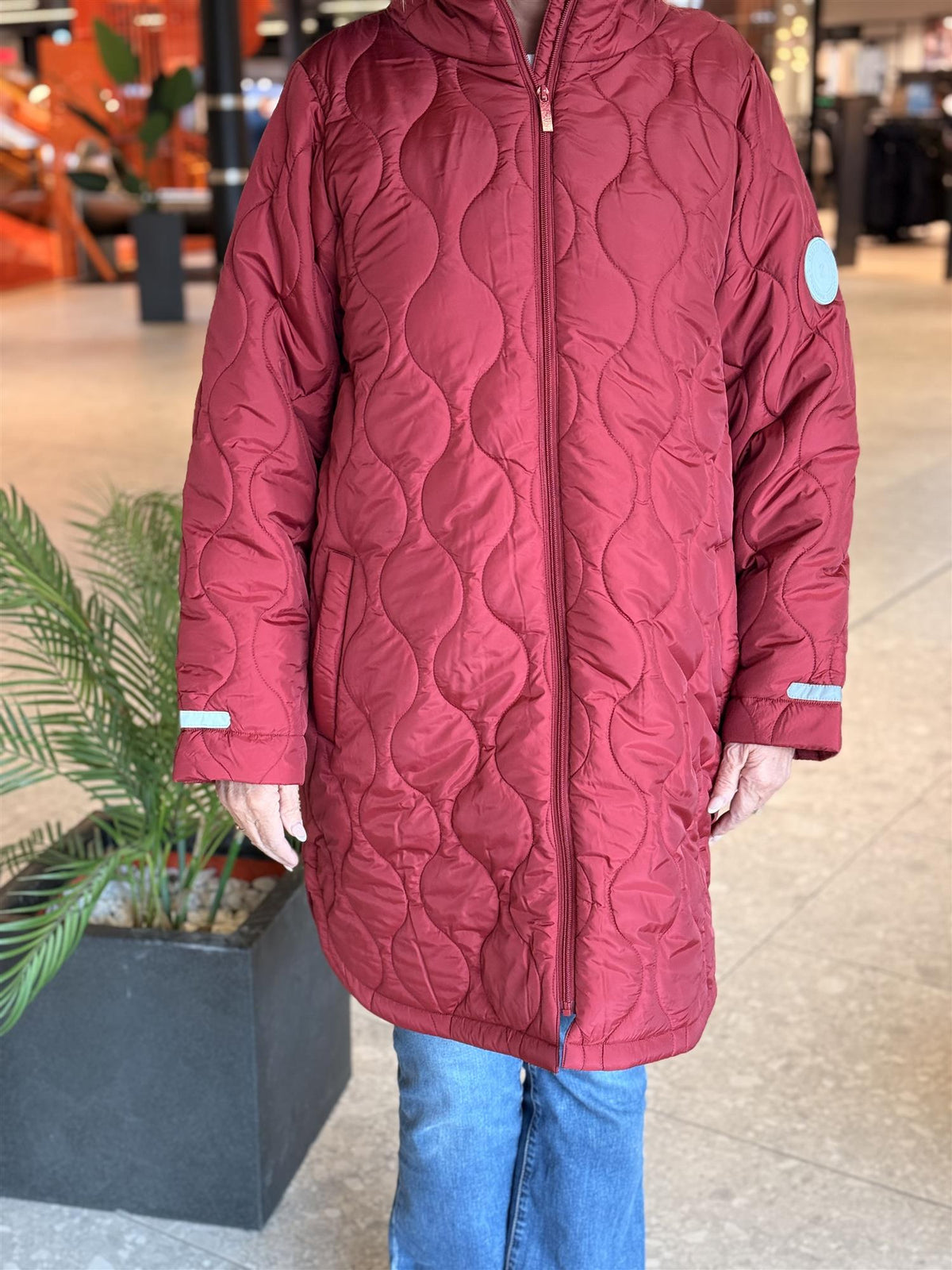 Jakke Tinley Burgunder