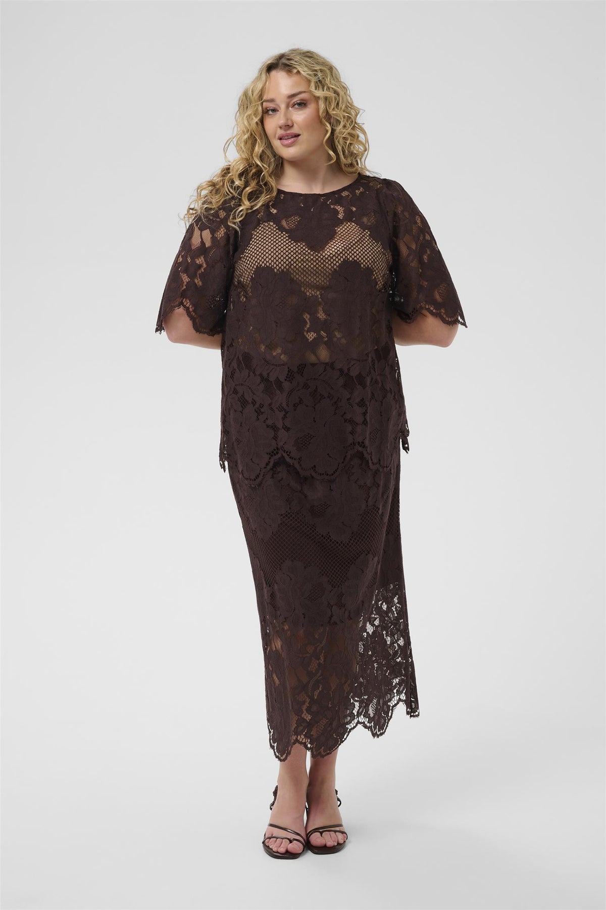 KCcarley Lace Skirt