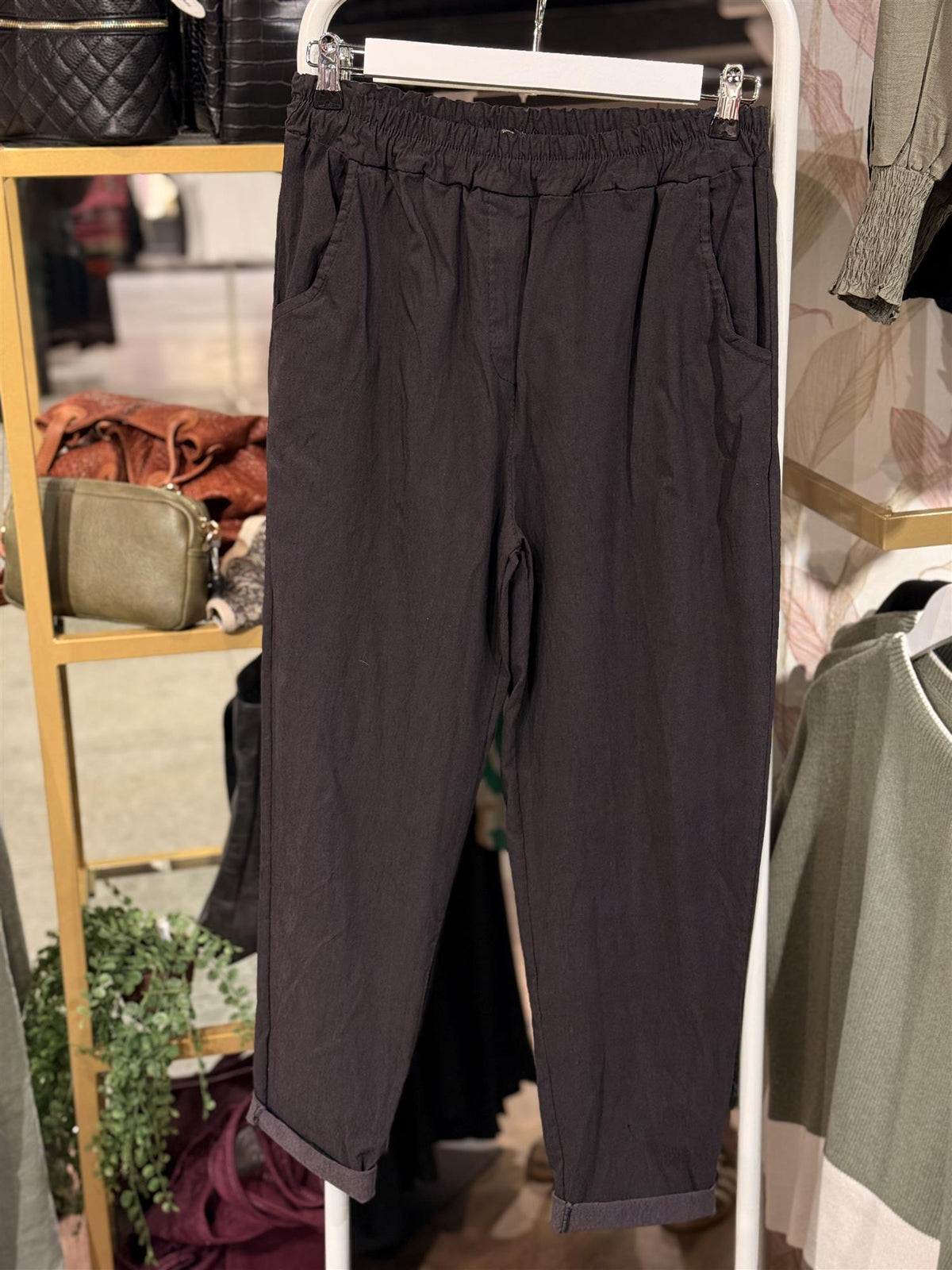 Magic Line Pant, Black