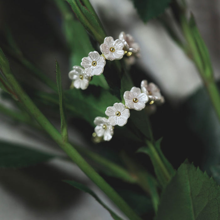 Hoops, Seven Blooms, Tone Damli