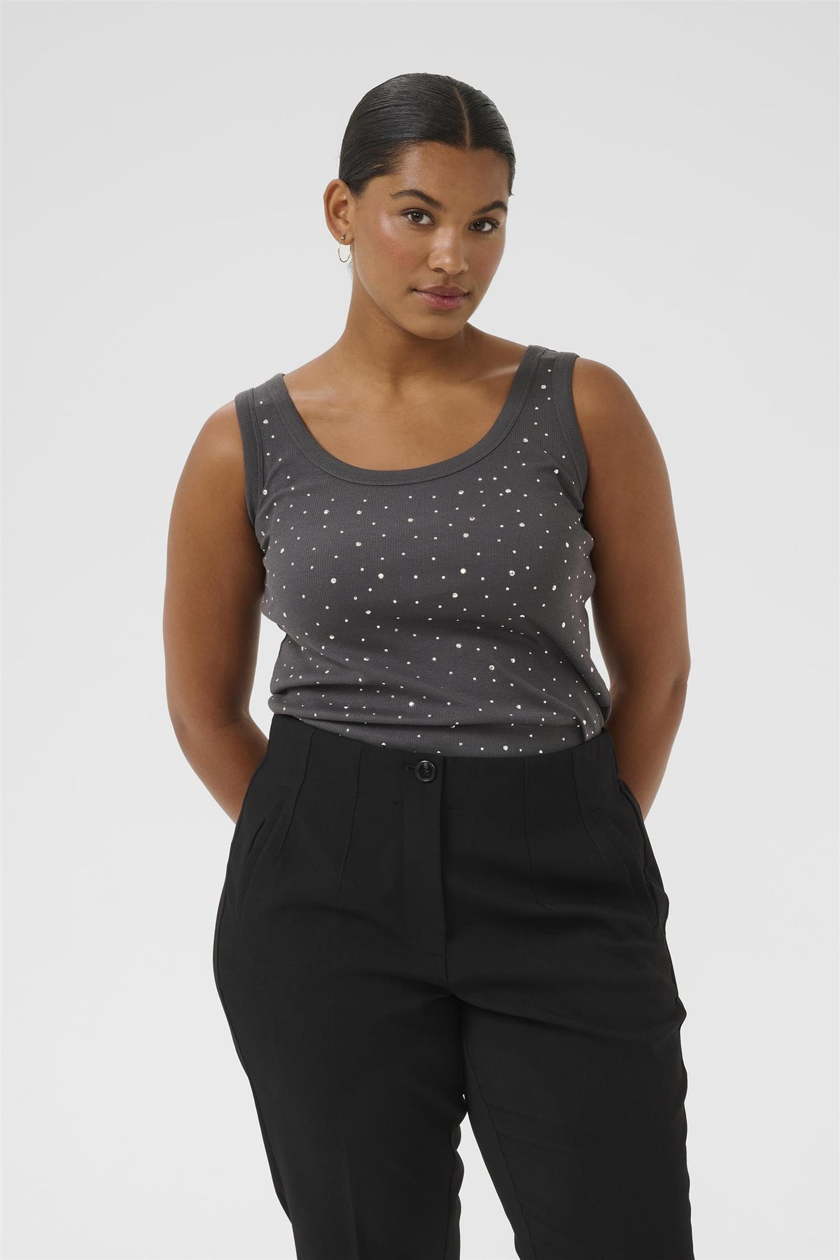 KCcarina Rhinestone Top Black Oyster