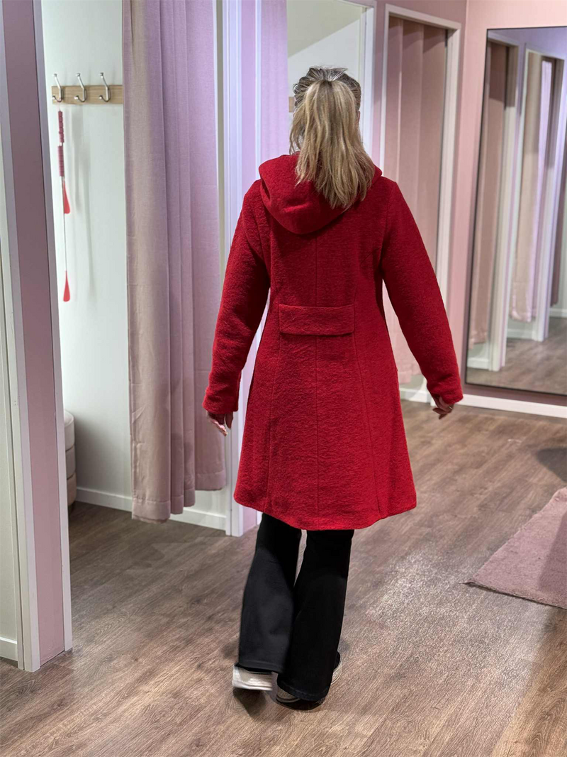 Kåpe m Hette/vannavvisende Rød