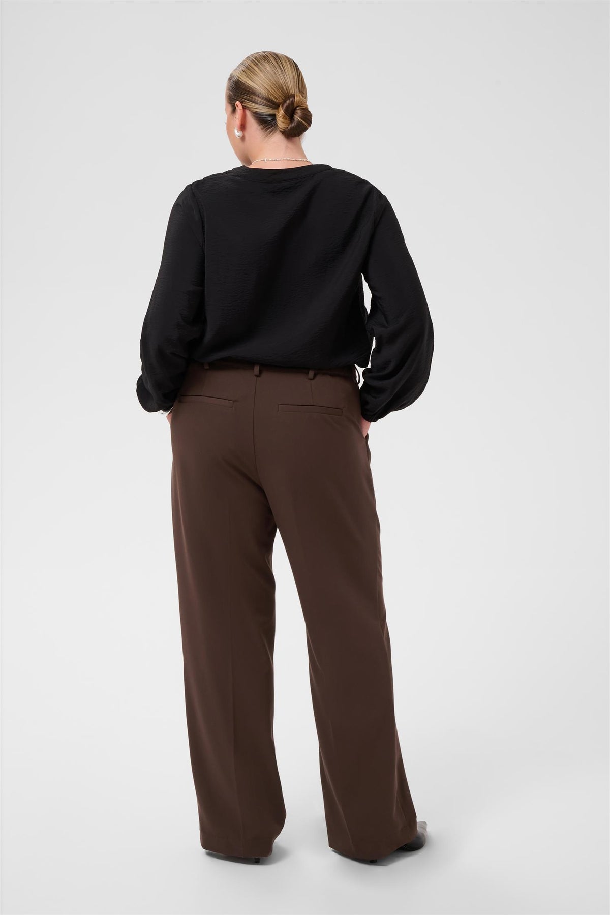 KCsakira Pants Coffee Bean