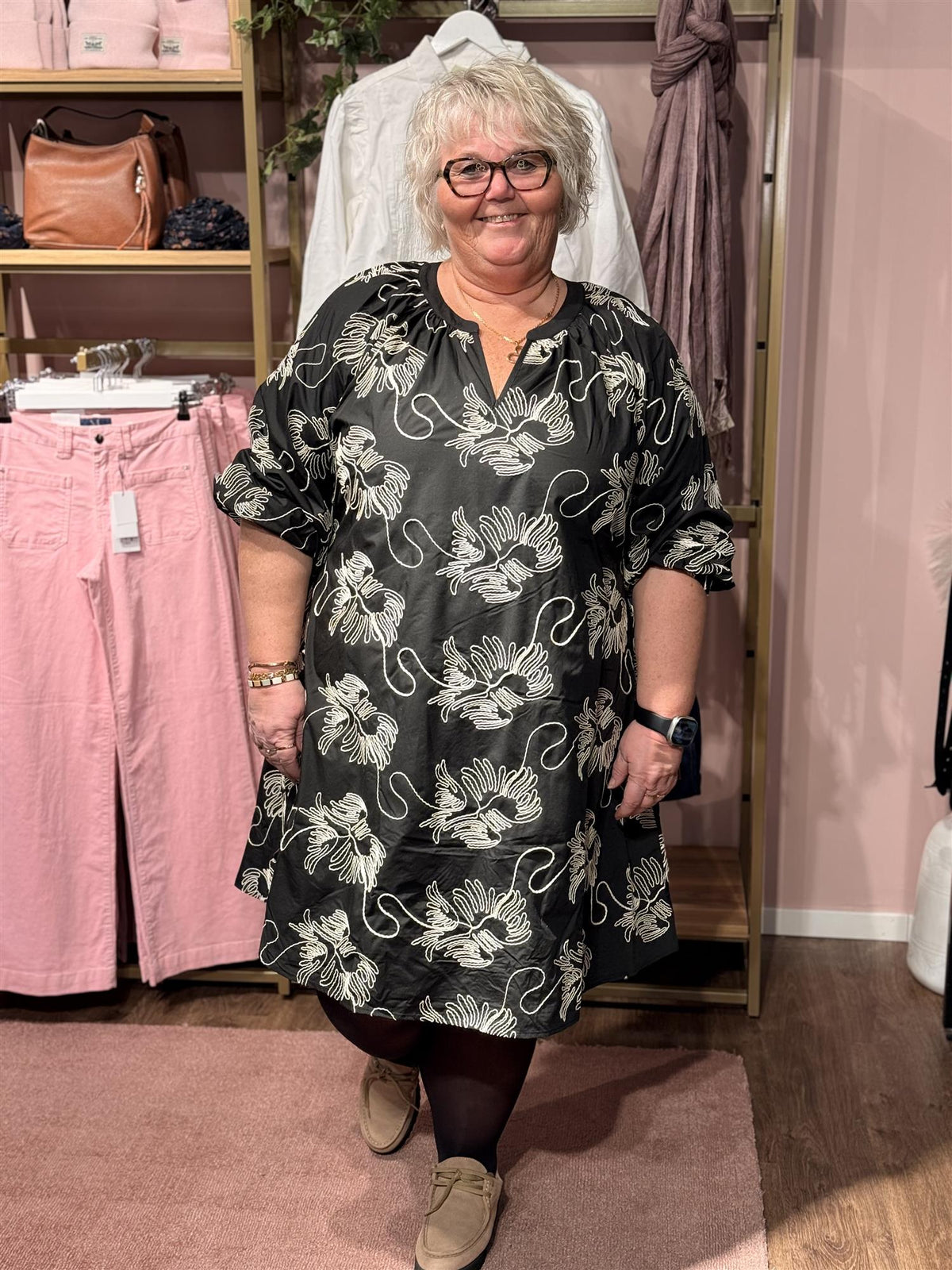 KCkimmie Dress Black Embro
