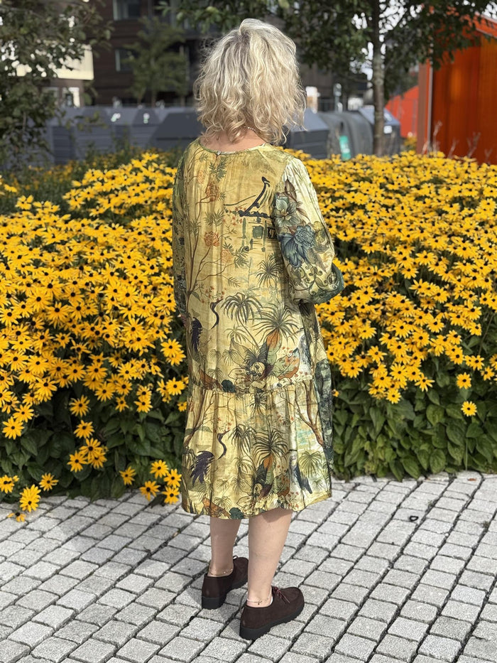 Digital Dress Drop Waist