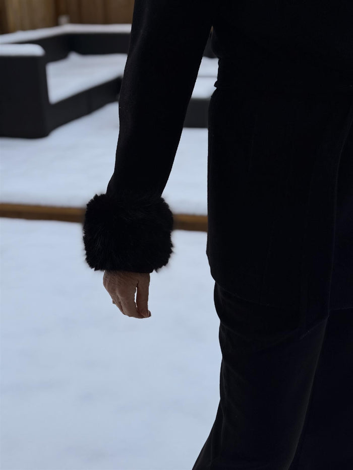 Fuskpels Mansjetter Sort