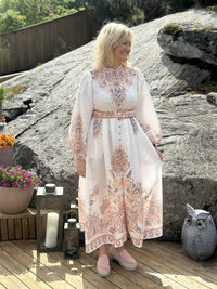 Kjole Lang Beige Paisley