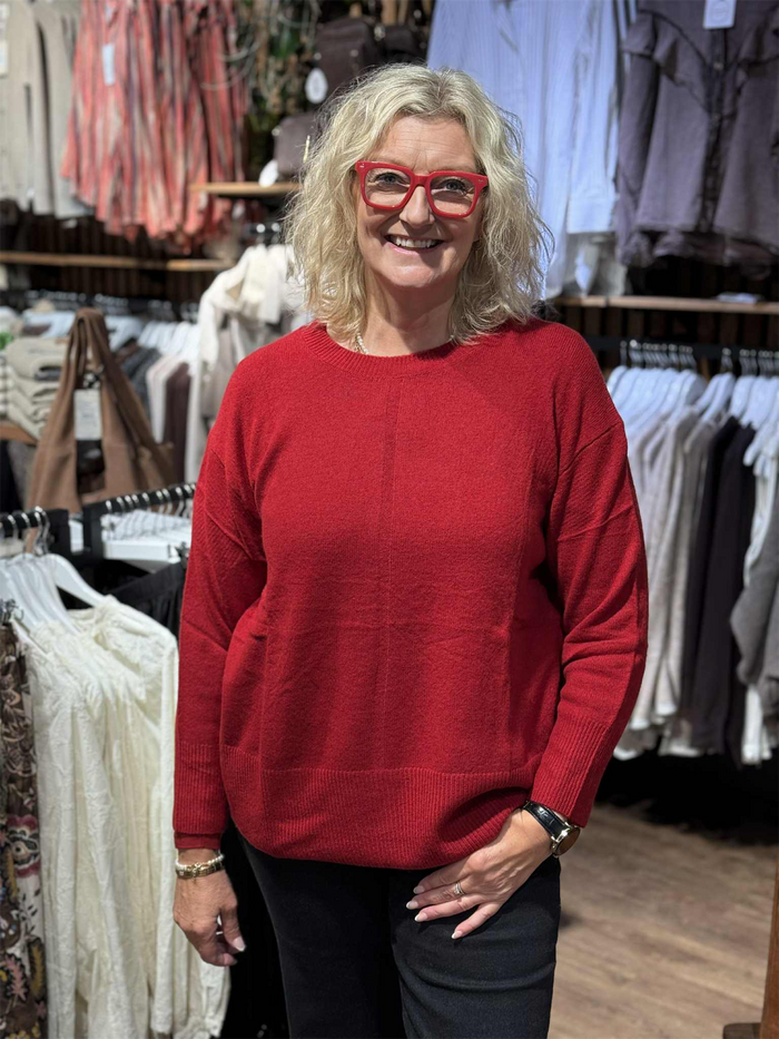 MaLucanne Cardigan Red Dahlia