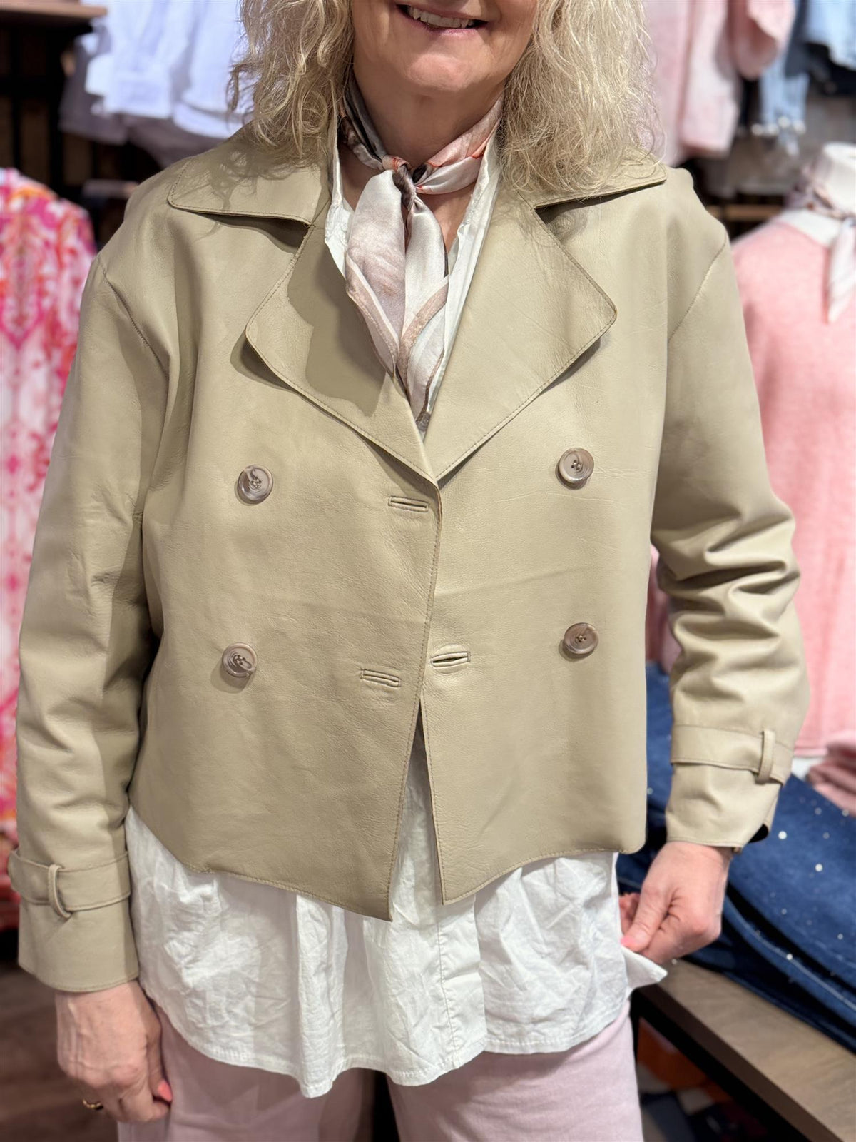 Short Leather Trenchcoat Beige