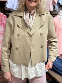 Short Leather Trenchcoat Beige
