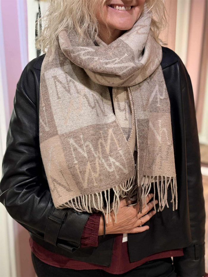 Nohr Sabrina Lammeullskjerf Beige