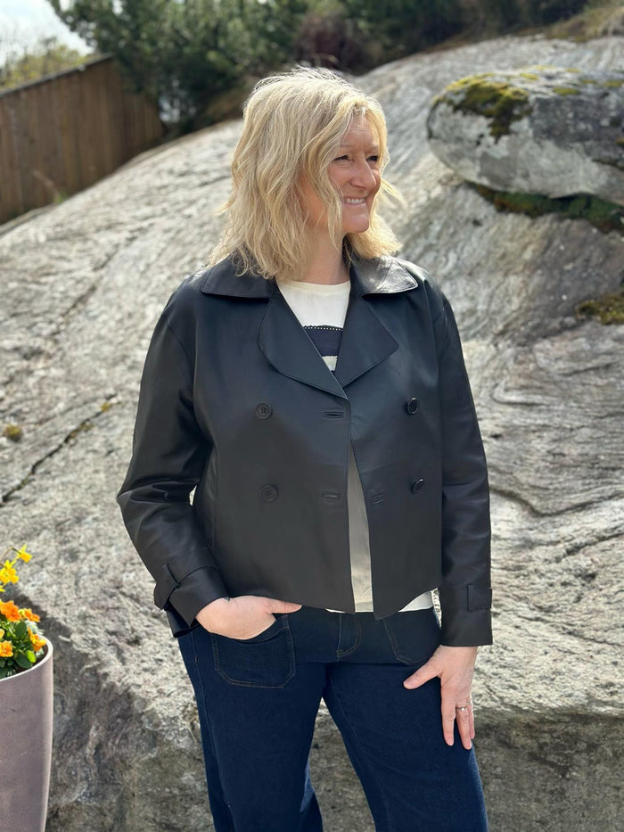 Short Leather Trenchcoat
