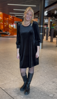 Kjole Velour Cloe sort
