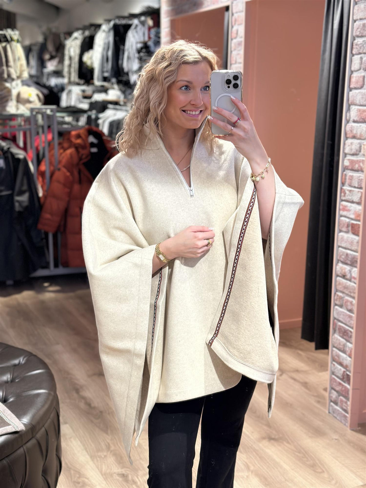 Skyfaling Poncho Birch