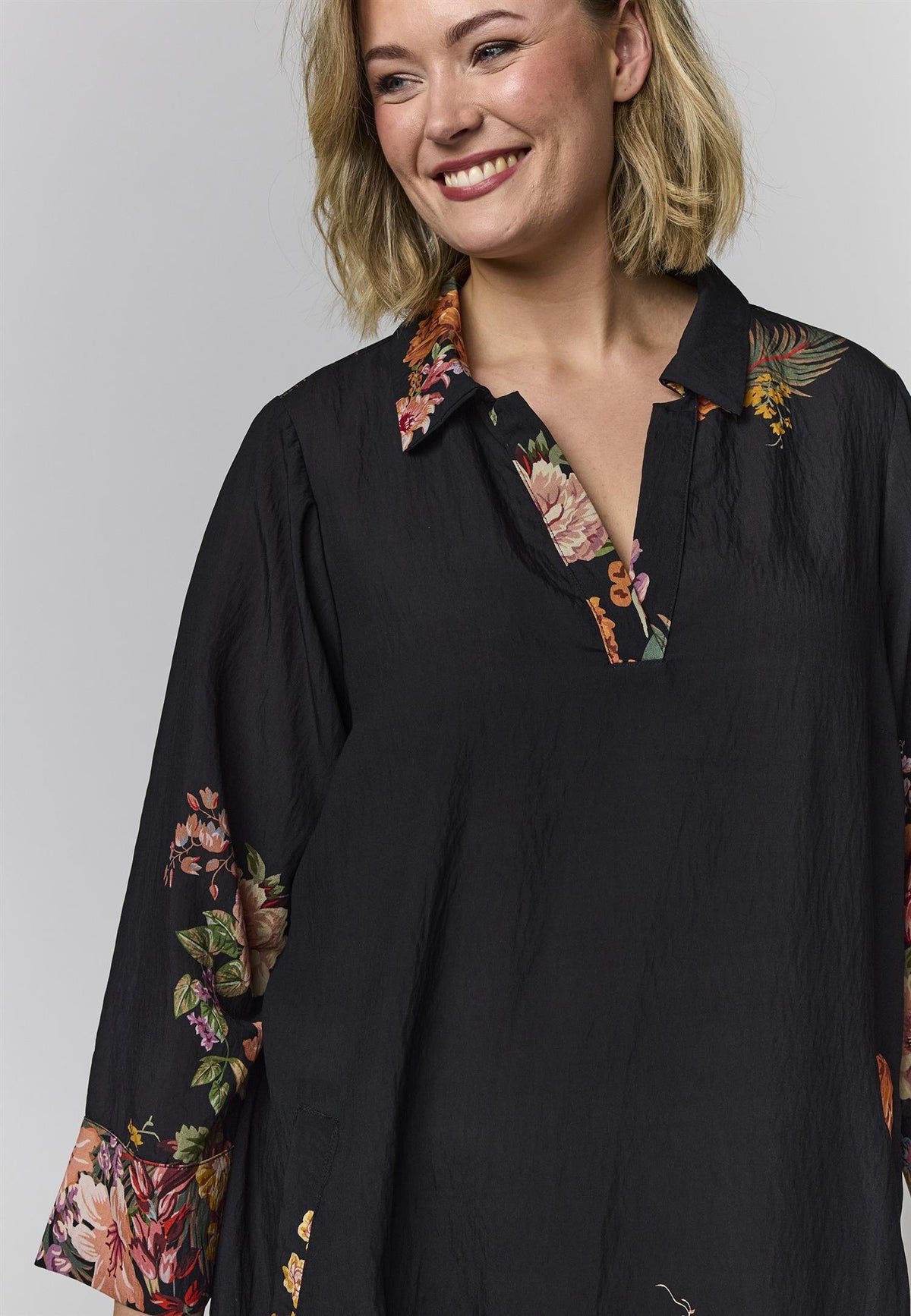 GMichelle Tunic