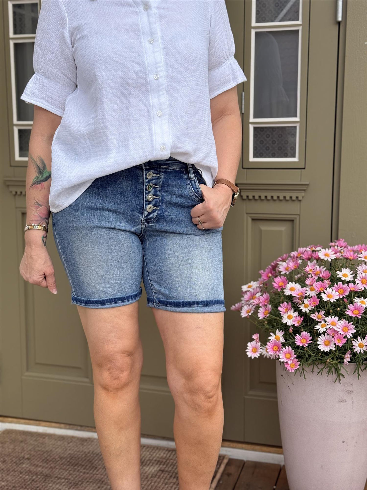 PATTI BUTTON DENIM SHORTS