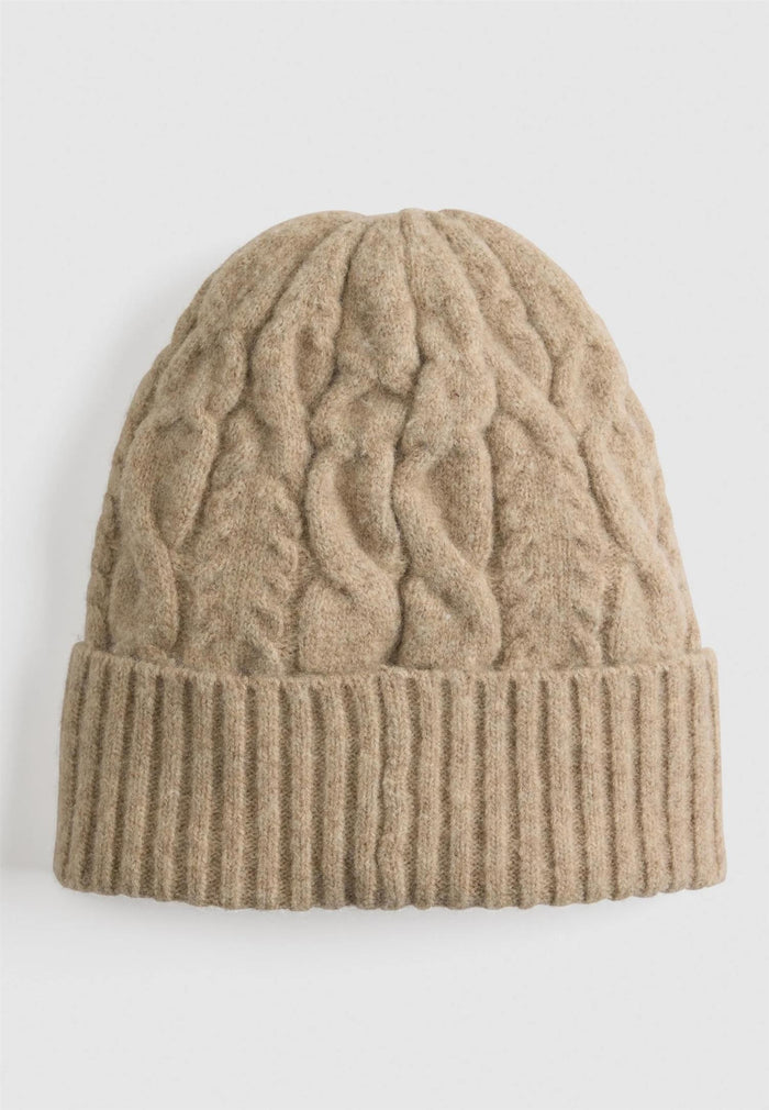 Levis Lue Holiday Cable Knit