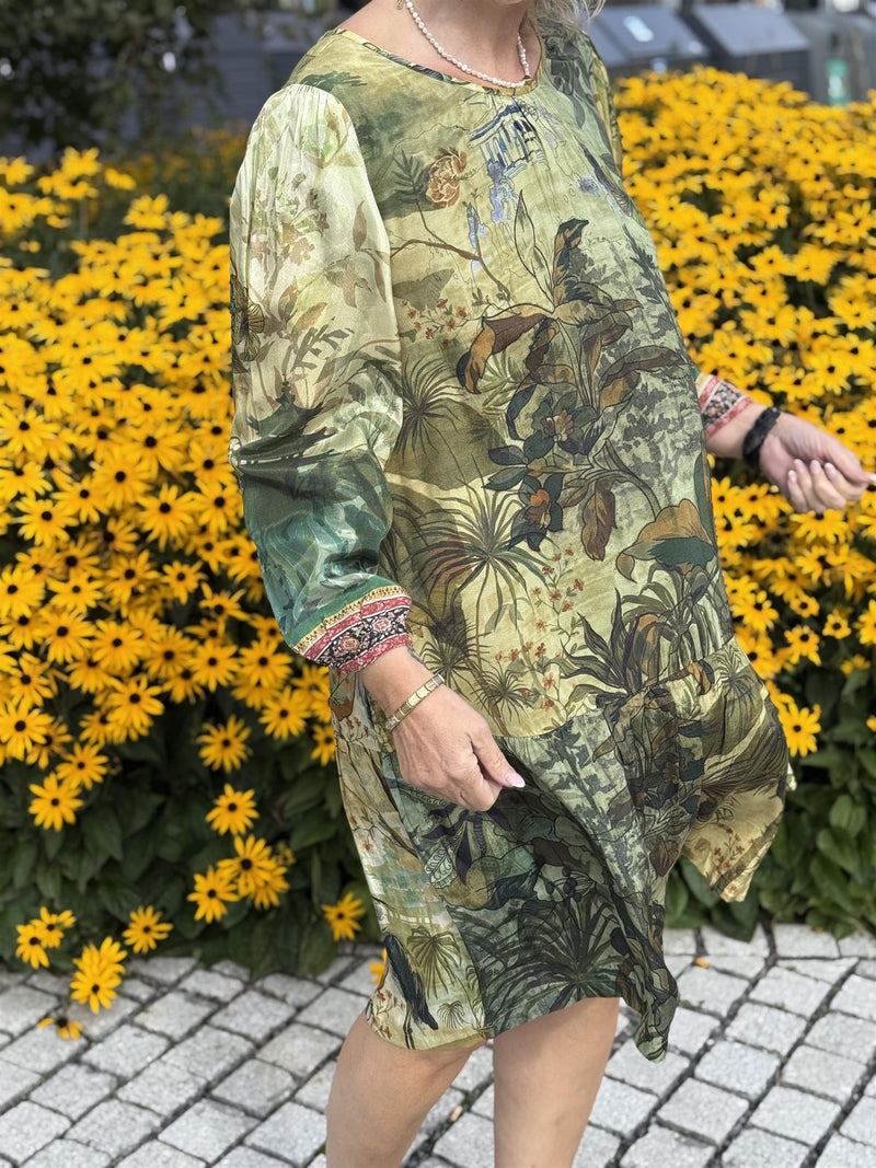 Digital Dress Drop Waist