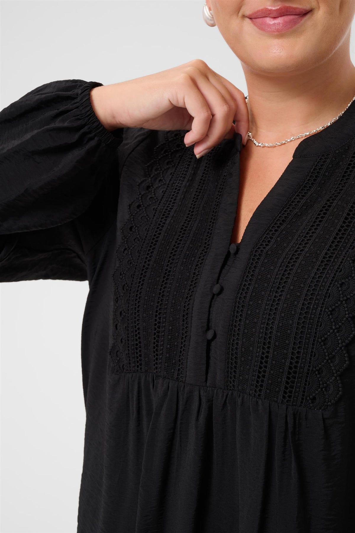 KCgaline Blouse - Black Deep