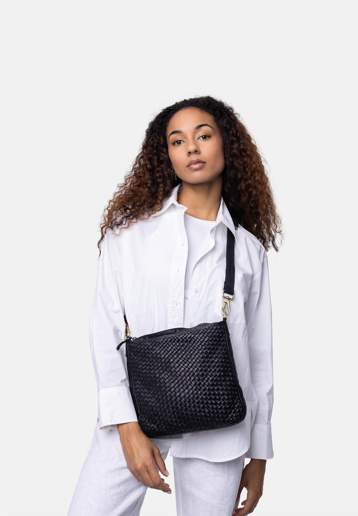 Jenne Medium Black